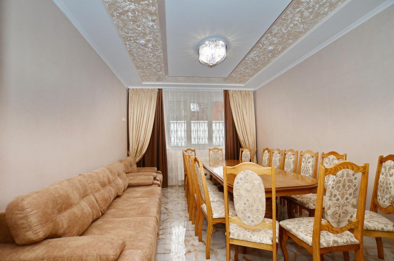 Apart-Hotel Orlan Mîkulîciîn Exterior foto
